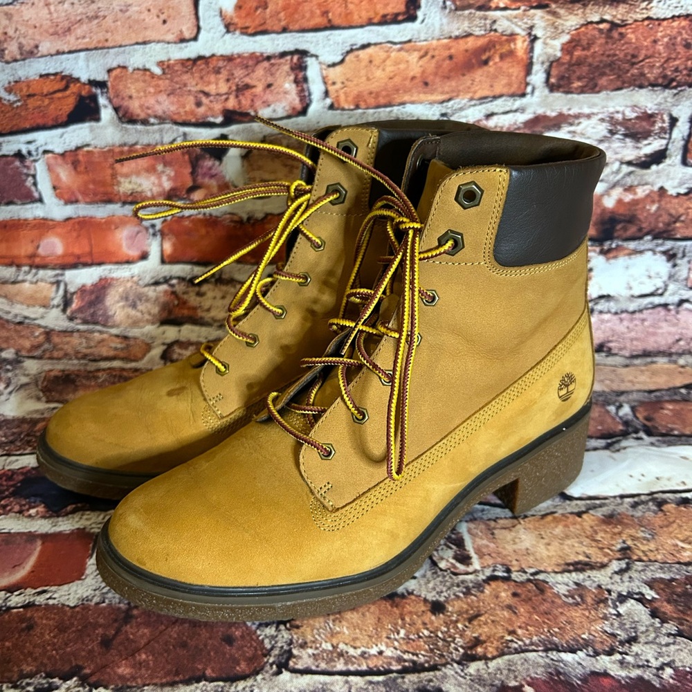 Timberland Brinda Wheat Nubuck Lace Up Boots Women’s Size 8
